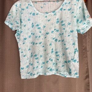 Women’s Columbia 100% cotton mint green flowered jersey size M